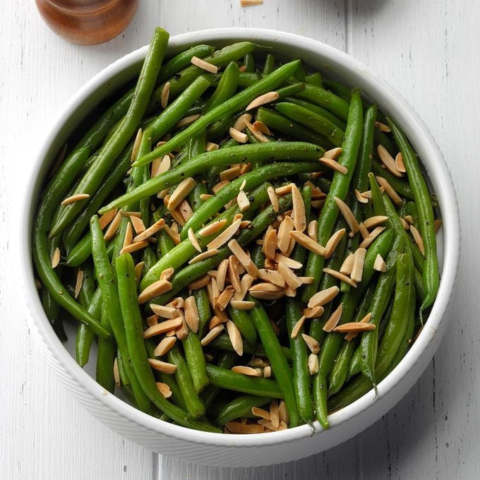 Thyme Green Beans With Almonds Exps Thca19 20174 B01 31 2b 10